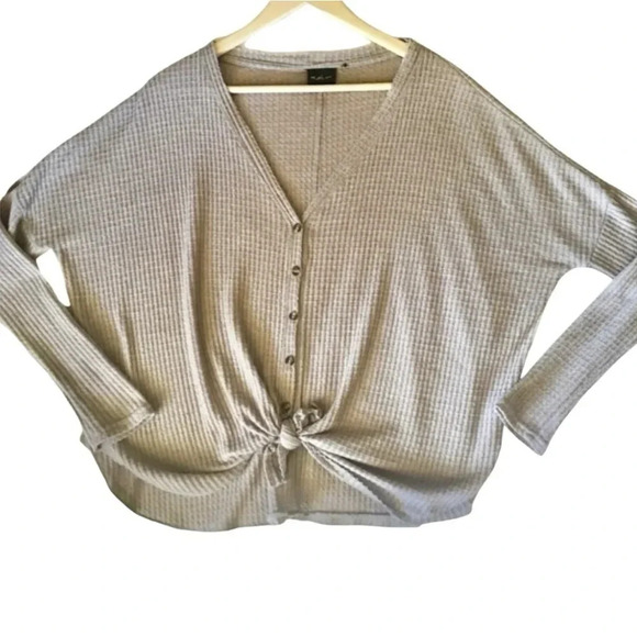 Urban Outfitters Out From Under Jojo Oversized Thermal Top - Picture 2 of 5